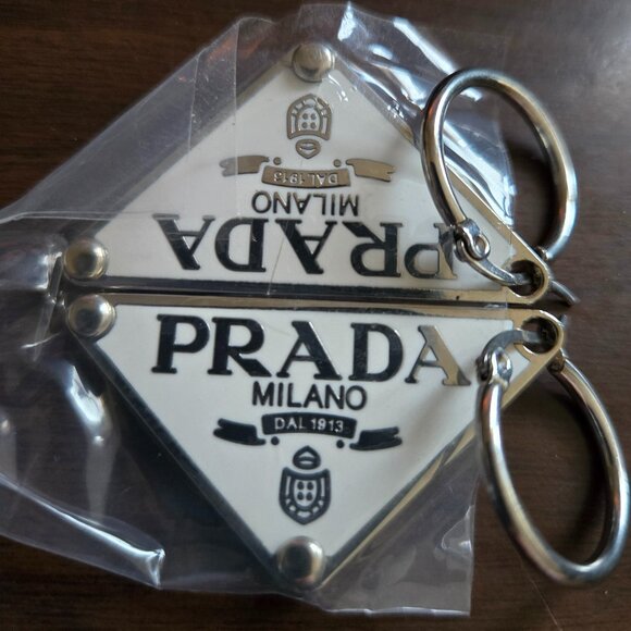 NIP Vintage Prada Earrings Charm - Picture 1 of 4